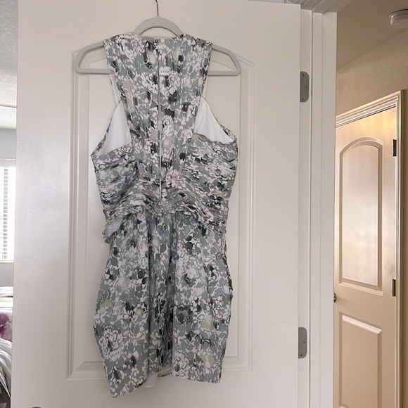 Pretty Reiss Mini dress - Picture 4 of 6